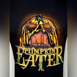 Knotts Scary Farm Shirt Black Size small Short Sleeve Pumpkin Eater Crewneck